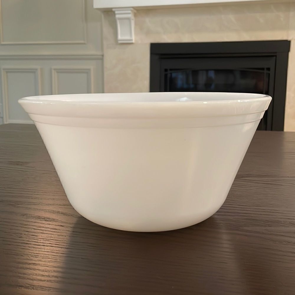 Vintage Federal Glass White Mixing Bowl 9" Diameter Oven Ware Milk Glass USA